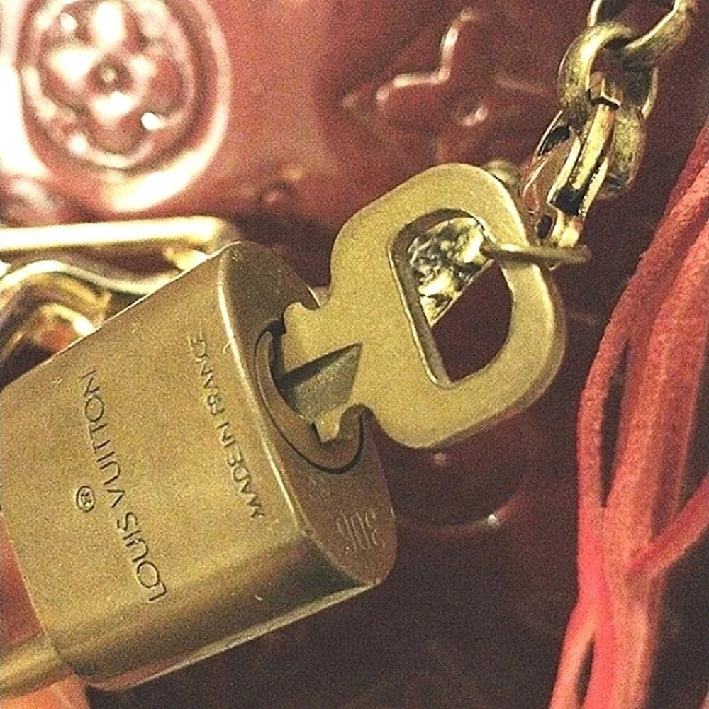 AUTHENTIC Louis Vuitton LOCK & KEY #306 Vintage BRASS added to Purse Chain Charm